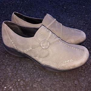 Clarks Wave Nubuck Leather Comfort Shoes Womens Size 8.5 - Green